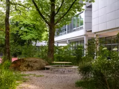 201727 Gymnasium Neufeld Bern Bild 5*