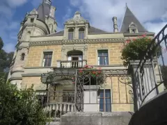 201526 Schloss Hünegg Hilterfingen Bild 1*