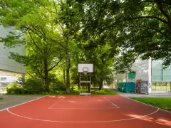 201727 Gymnasium Neufeld Bern Bild 5*